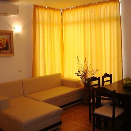 Saint Elena Apartcomplex Slantchev Briag Extérieur photo