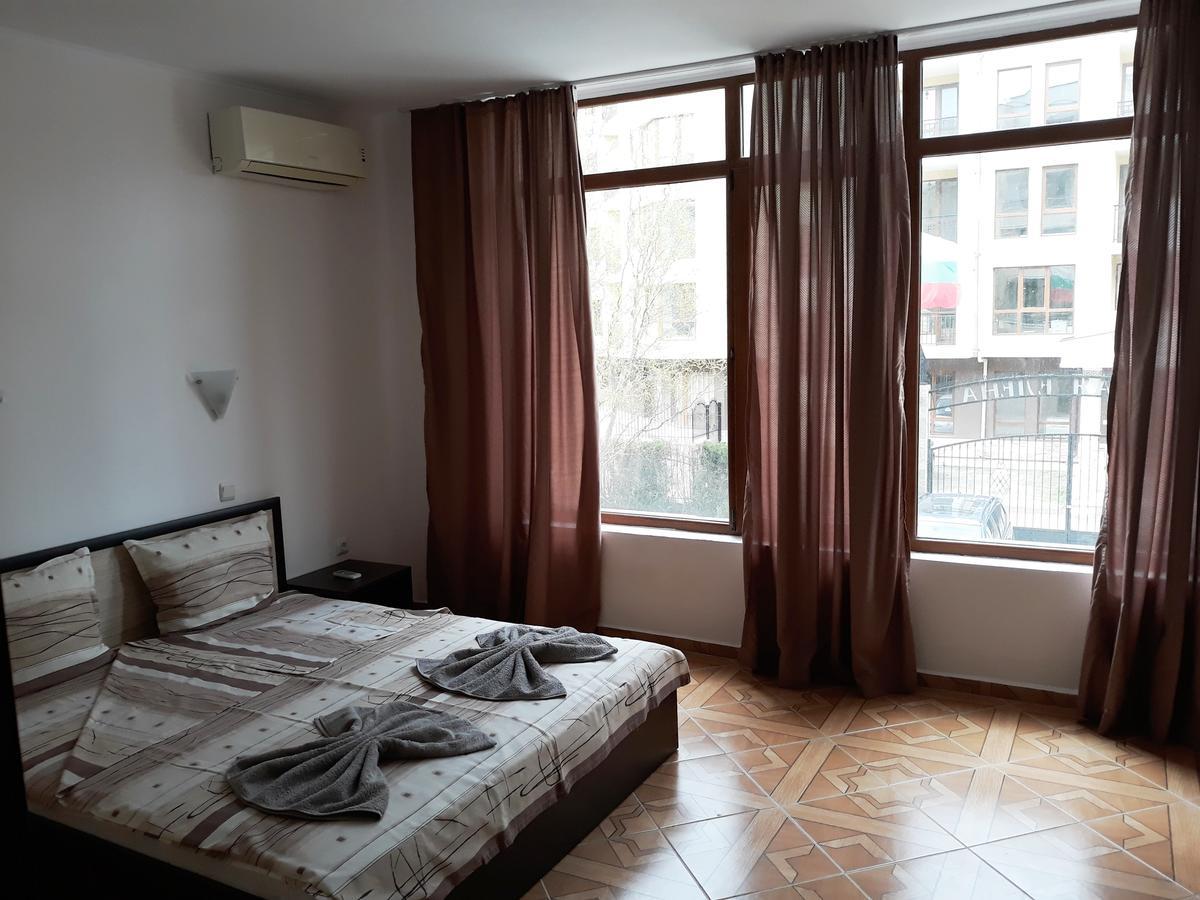 Saint Elena Apartcomplex Slantchev Briag Extérieur photo