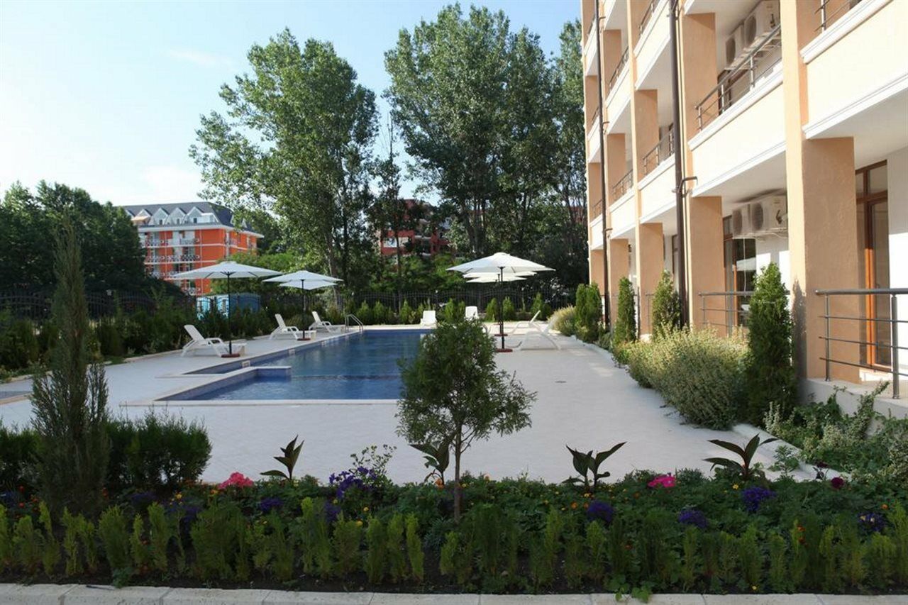 Saint Elena Apartcomplex Slantchev Briag Extérieur photo