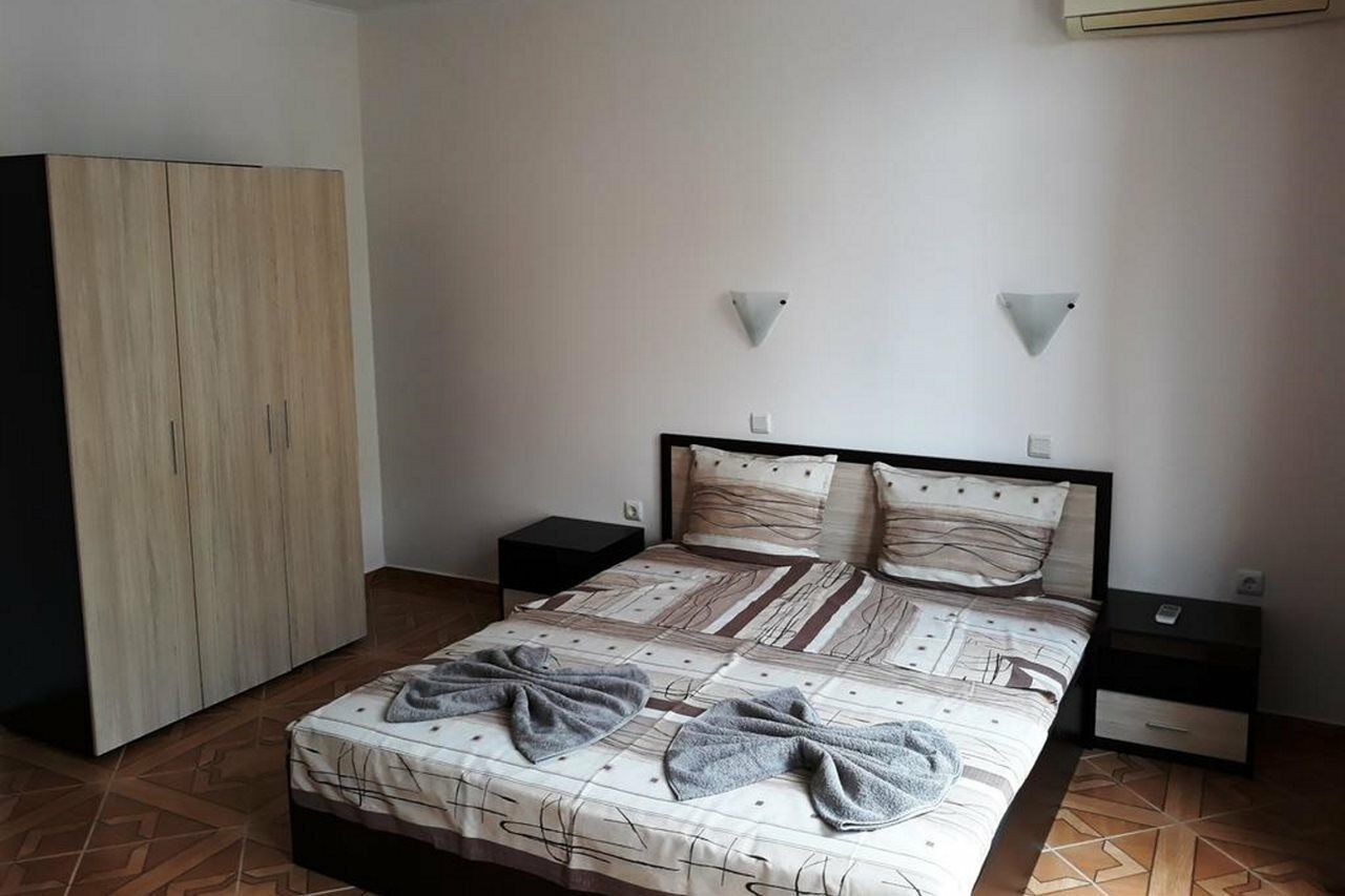 Saint Elena Apartcomplex Slantchev Briag Extérieur photo